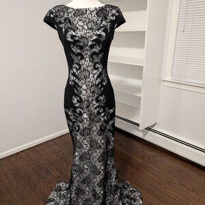 Theia Black Lace Mermaid Dress Sz 2